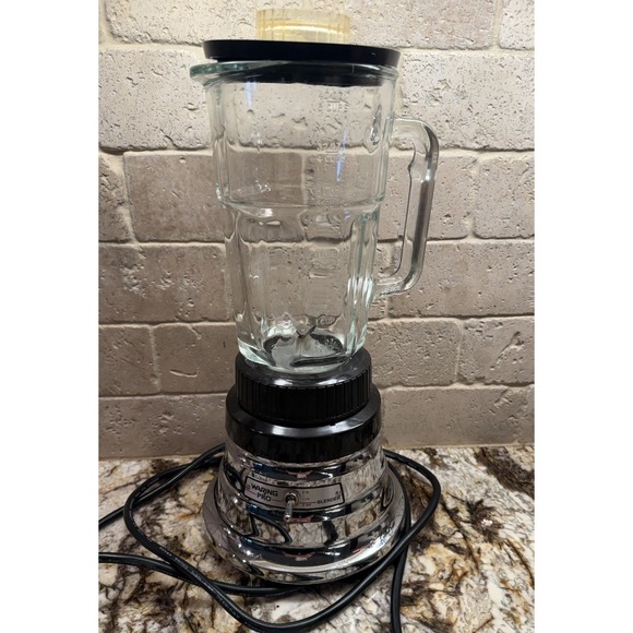 Waring Pro Other - Waring Pro Commercial Rated Model 51BL16 Ounce Glass Pitcher
